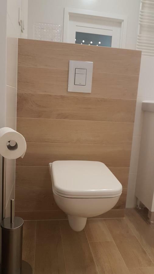 ורשה Hennela Apartment מראה חיצוני תמונה